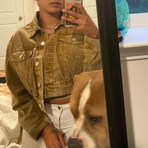 crop jean jacket !